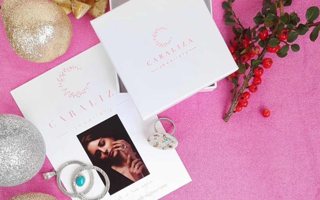 Fall in Love with Caraliza Gifts this Christmas!