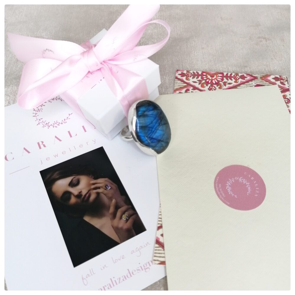 Caraliza jewellery gift wrapped
